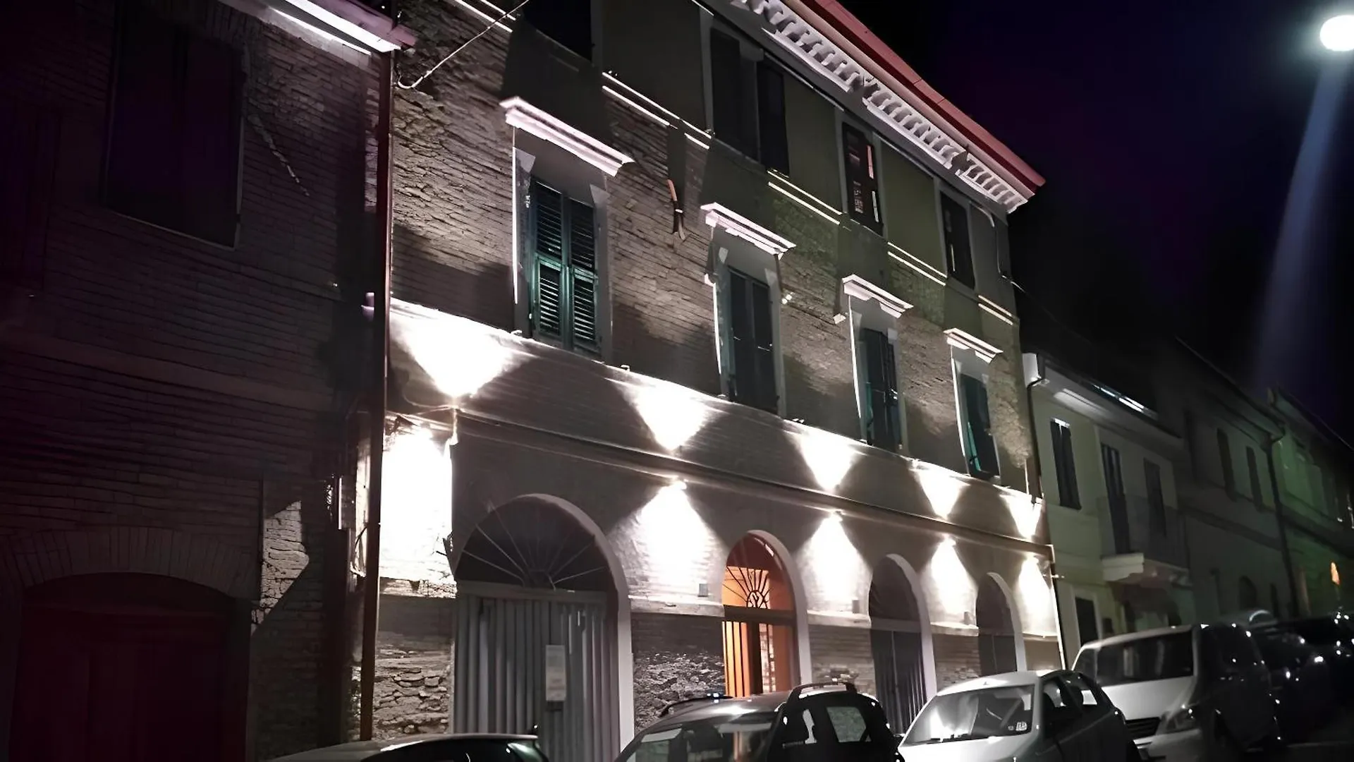 Monolocali Da Vinci Hotel Falconara Marittima Italy
