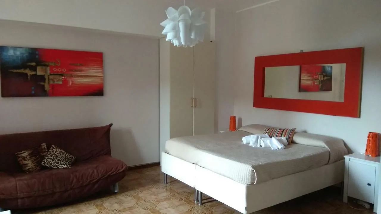 Monolocali Da Vinci Hotel Falconara Marittima 0*,  Italy